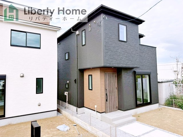 取手市青柳24-1期　新築戸建　2号棟の外観|ご予約をいただければ、『平日の空いた時間』『周辺物件まとめて見たい』『1件だけ見たい』ももちろん可能です♪
お気軽にお問合せください♪