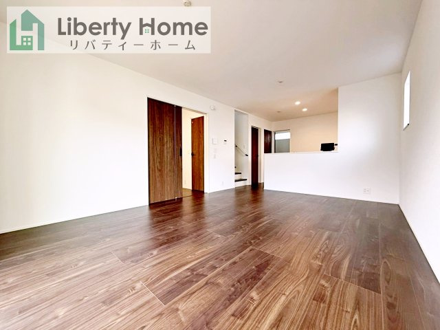 取手市青柳24-1期　新築戸建　2号棟の居間・リビング