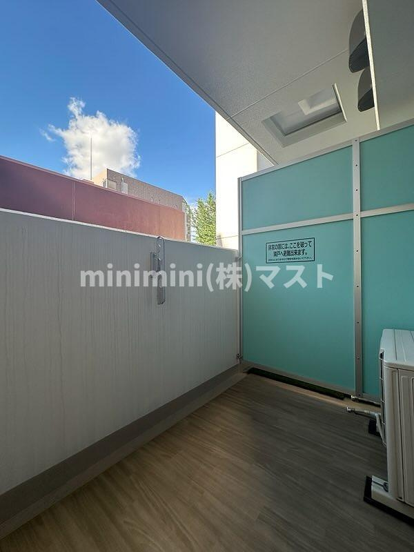 プライマル南森町パークビューのバルコニー