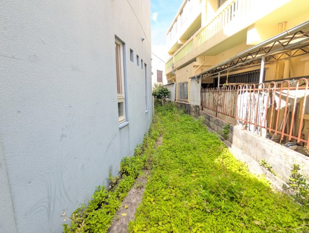 首里石嶺町中古戸建ての庭
