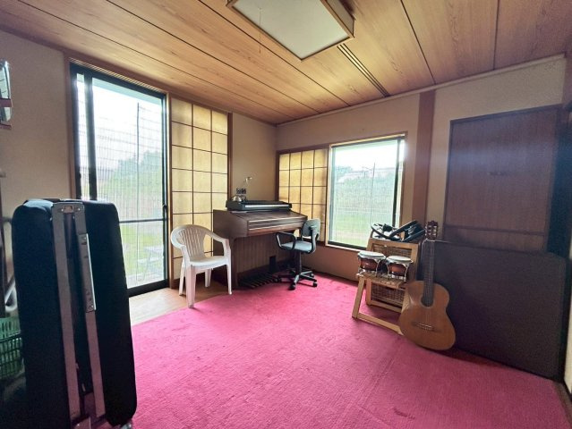 北今泉戸建ての和室