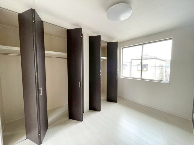 【洋室】 | 太田市藤久良町中古住宅