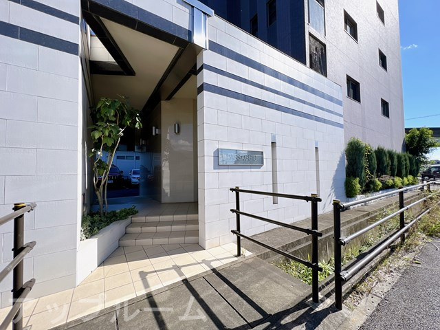 PASSAGGIOのエントランス