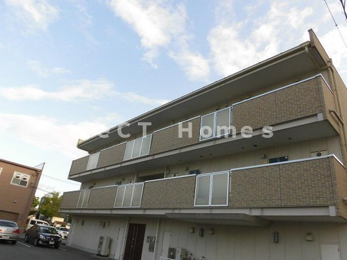 ルミナスコート安田の外観