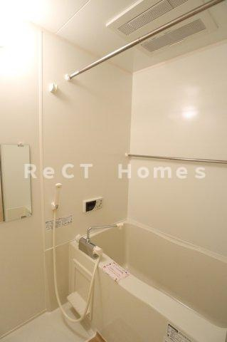 ルミナスコート安田の浴室