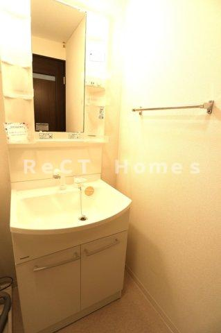 ルミナスコート安田の洗面所