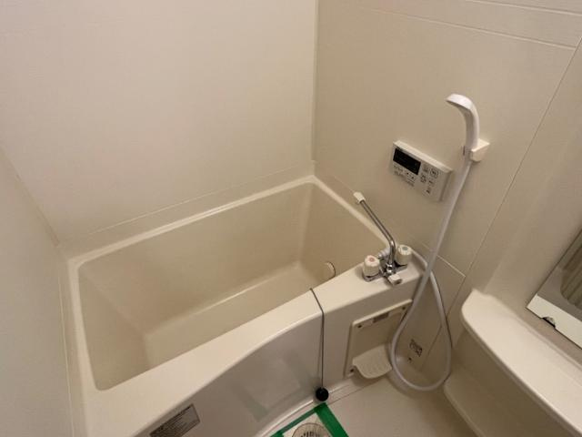 タイニーコートの浴室|バス
