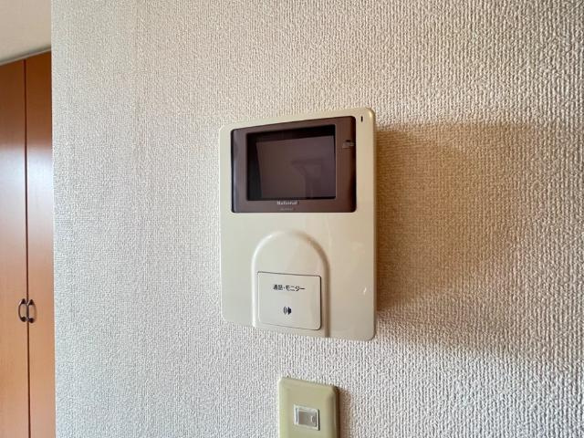 タイニーコートの内装|カメラ付インターホン