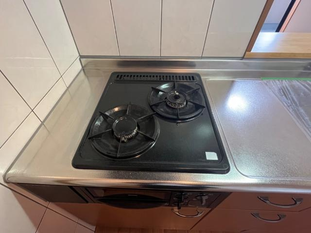 タイニーコートのキッチン|キッチン