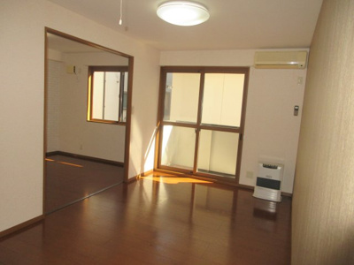 【居間・リビング】 | ウィルモア城東