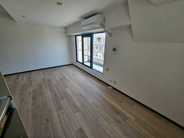 ギャラリーコート王子公園の居間・リビング