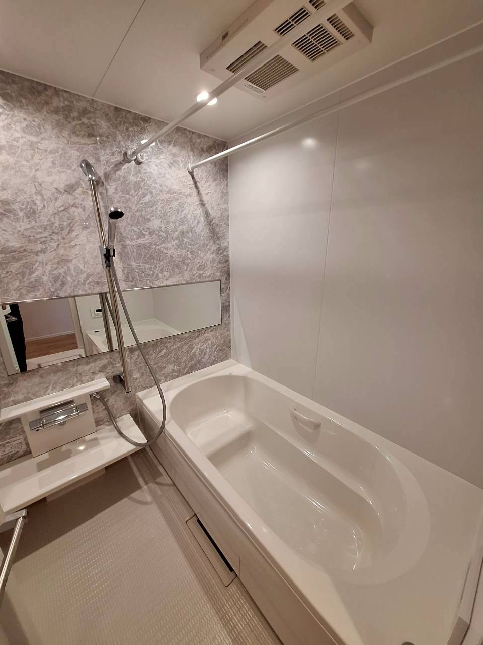 レガリアの浴室