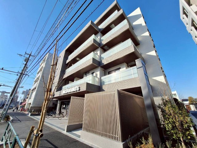 レガリアの外観