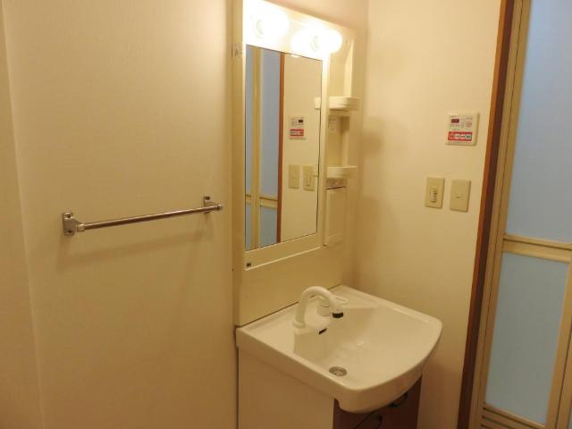 ディアコート・愛の洗面所|洗髪洗面化粧台