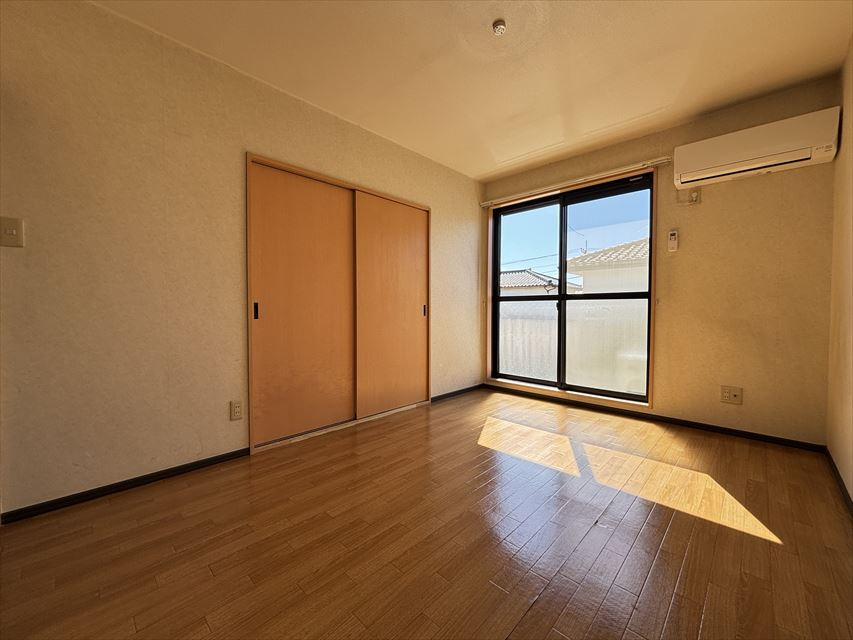 サンフラワー倉松Ⅰの洋室