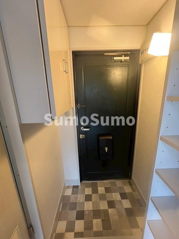 ルーミハイツの玄関