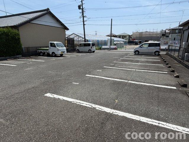 Ｓｕｒｐｌｕｓホープの駐車場