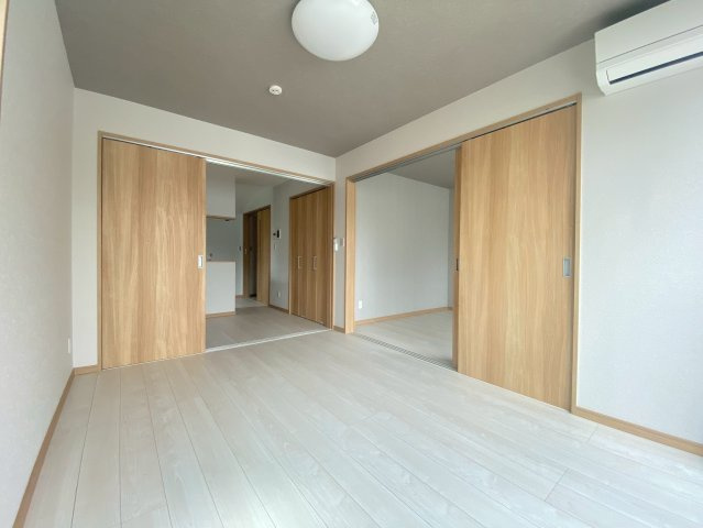 【居間・リビング】