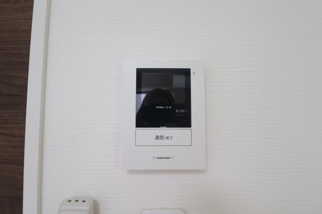 グランスクエア中野島のセキュリティ|同間取り別部屋の参考写真です。