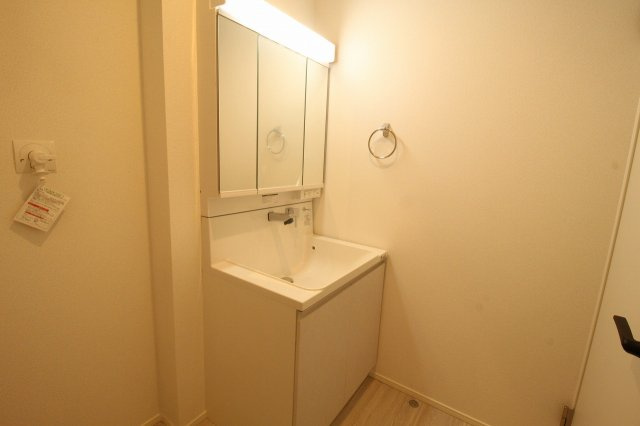 高須2丁目　新築戸建　2号棟　【内覧可能】（全2区画）の独立洗面台|シャワー付き洗面化粧台