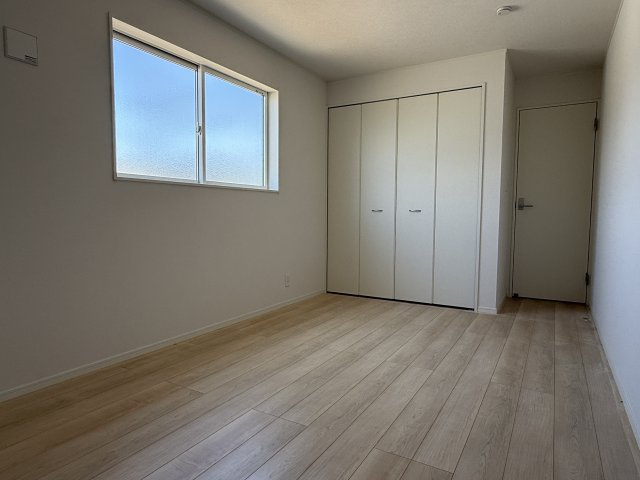 明石市大久保町八木新築戸建２号棟の洋室