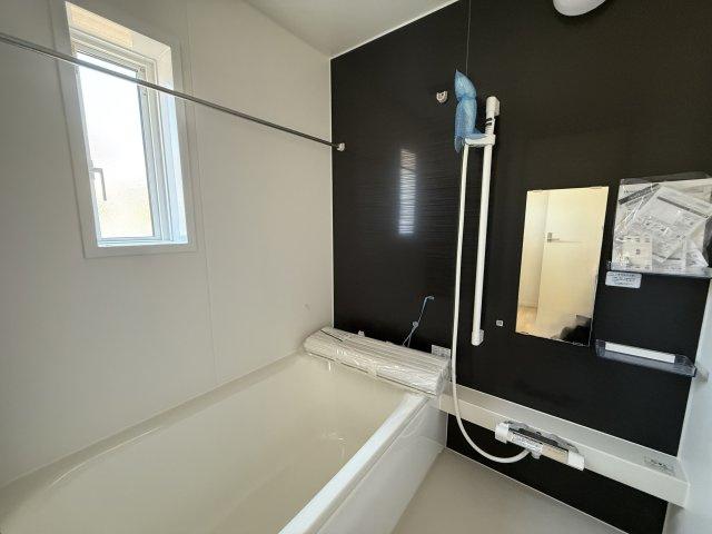 明石市大久保町八木新築戸建２号棟の浴室