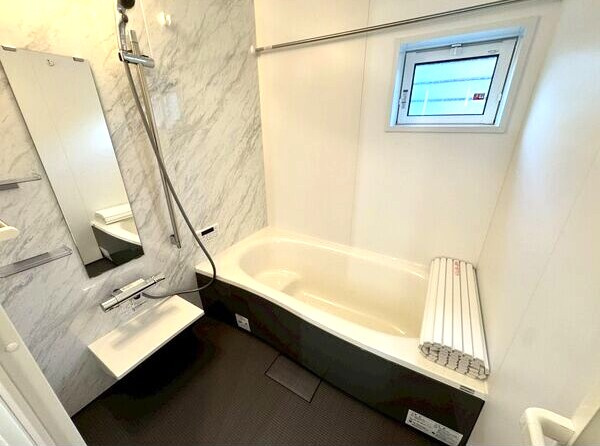 瑞穂区春山町戸建Ｂ棟の浴室