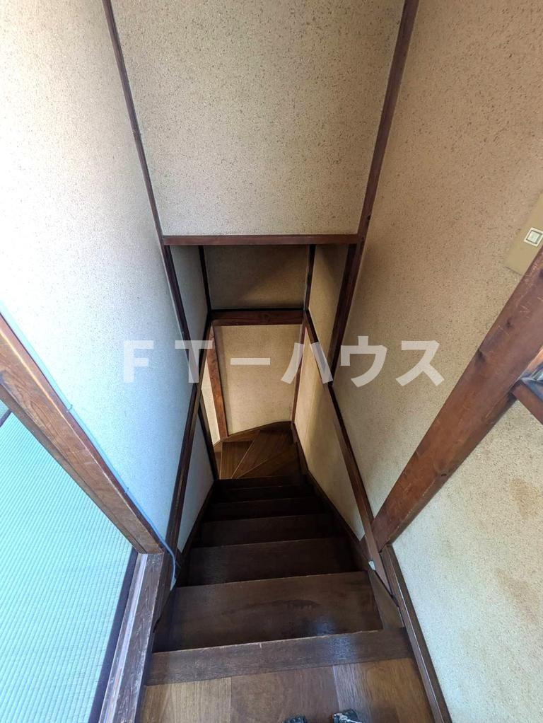 幕張町貸家の玄関