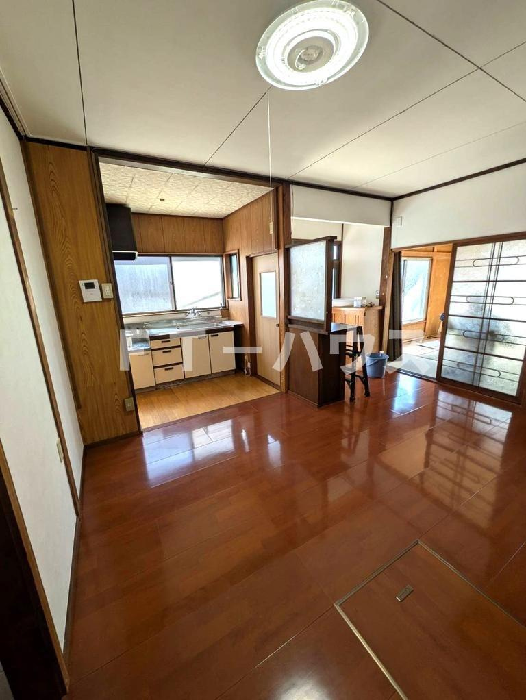 幕張町貸家の居間・リビング