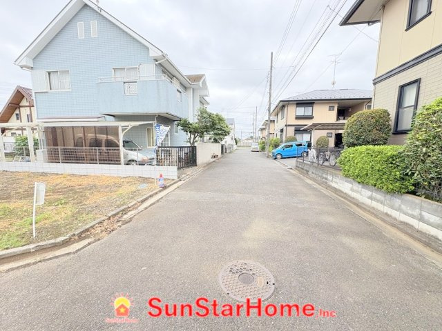 【サンスターホーム】立川市砂川町7丁目　建築条件なし売地　角地　40坪超えの前面道路含む現地写真