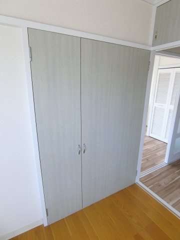 井上ハイツの収納