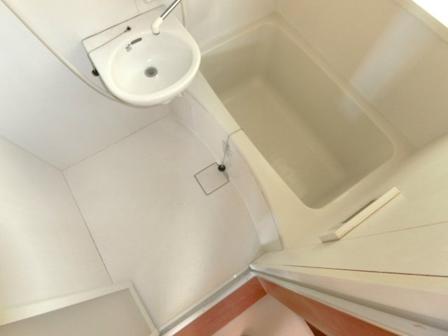 中村テラスハウスの浴室