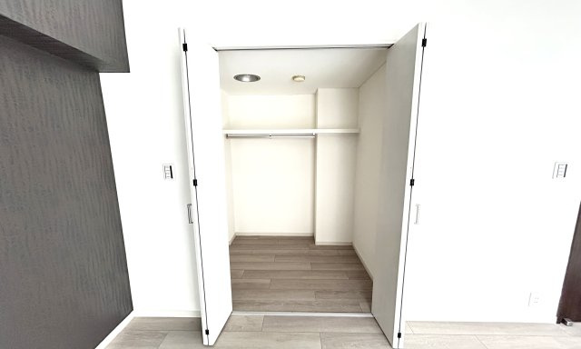 コスモ和田町 の収納|ウォークインクローゼットのある住まいで収納上手な生活を実現！