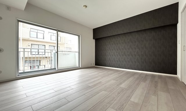 コスモ和田町 の洋室|充分な広さと収納機能を備えた部屋はお子様の自発性と成長を促します♪