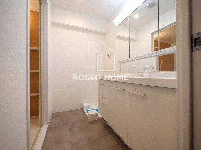 インプルーブ天満橋の洗面所|同マンション別部屋：参考写真