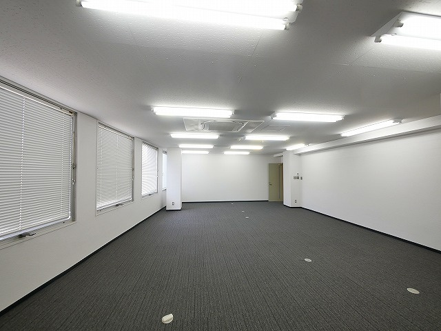 新大宮ビルの内装