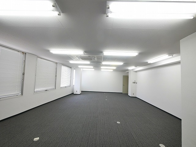 新大宮ビルの内装