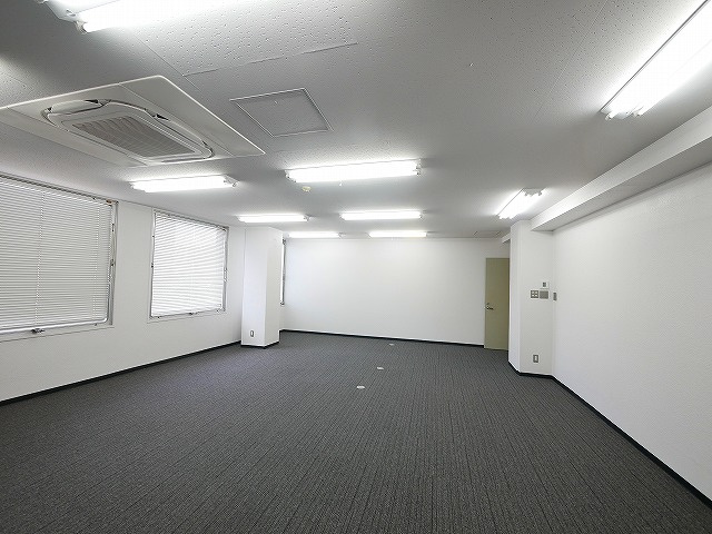 新大宮ビルの内装