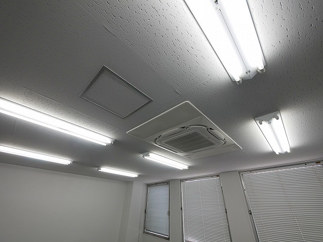 新大宮ビルの内装