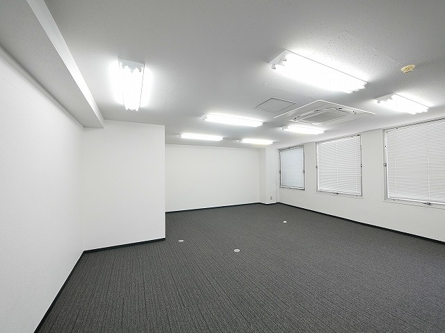 新大宮ビルの内装