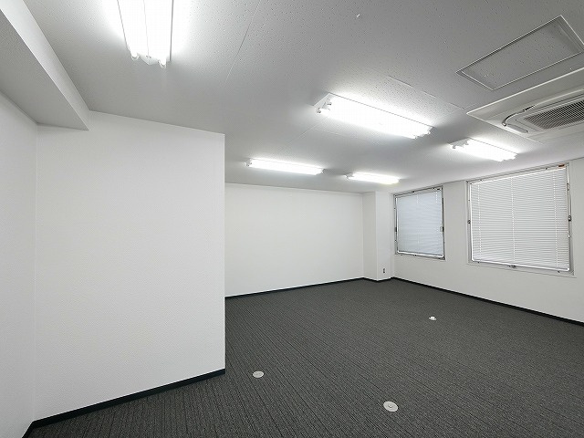 新大宮ビルの内装