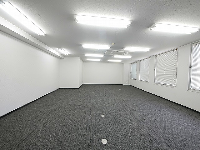 新大宮ビルの内装