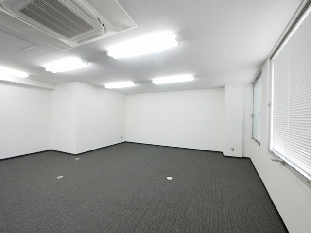 新大宮ビルの内装