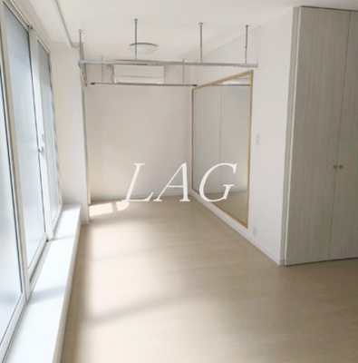 【寝室】 | 森村ビル | 寝室です。