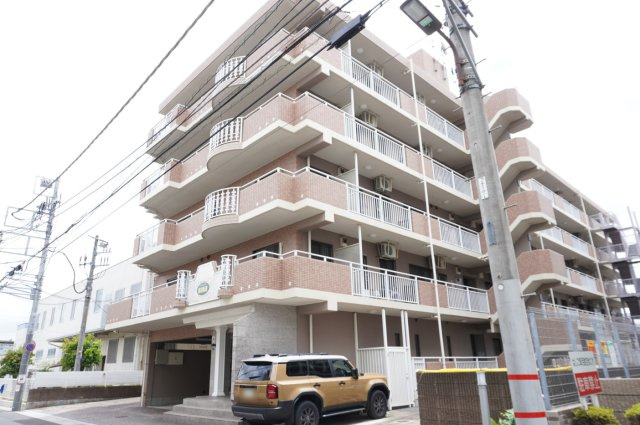 ベルドゥムール草加新田の外観