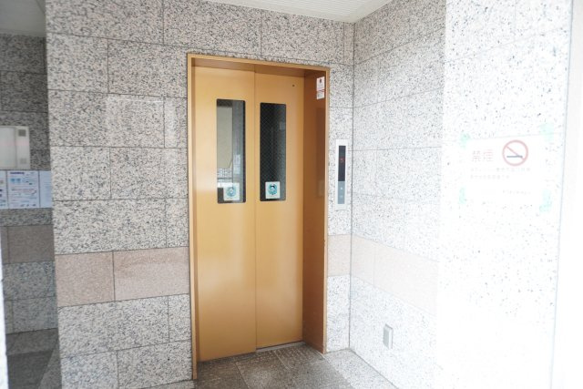 ベルドゥムール草加新田のその他共用部分|エレベーター