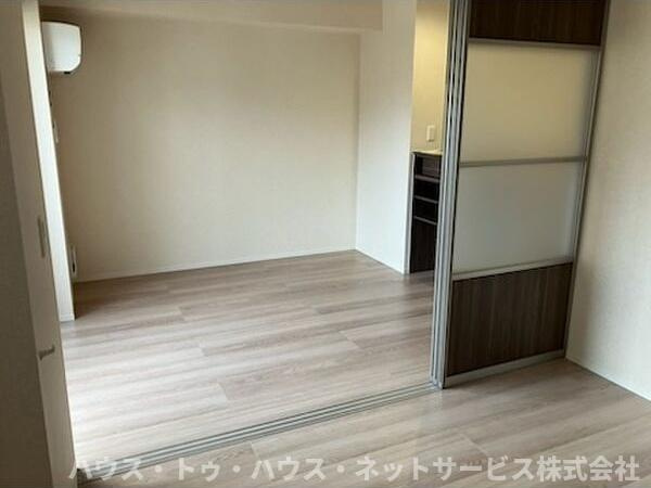 フローラの居間・リビング