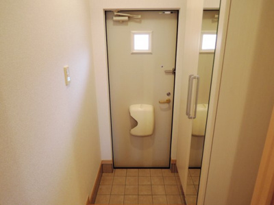 【玄関】 | ベル・ラフレシ－ルＢ