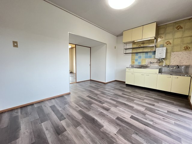 ハイツ松江の内装