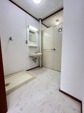 ハイツ松江の洗面所